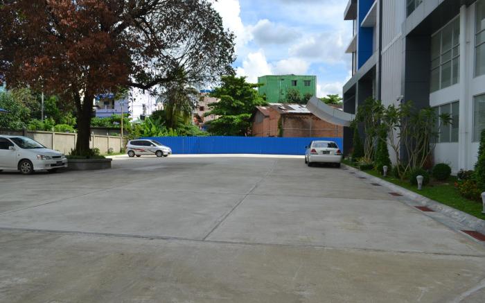 Hotel Broadway Yangon
