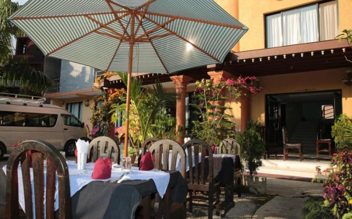 Hotel Pokhara Village & SPA