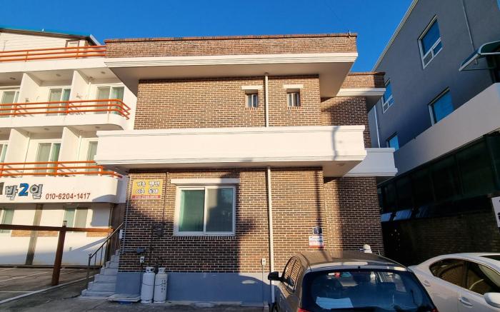 Goseung Bongpo Annyeong Pension