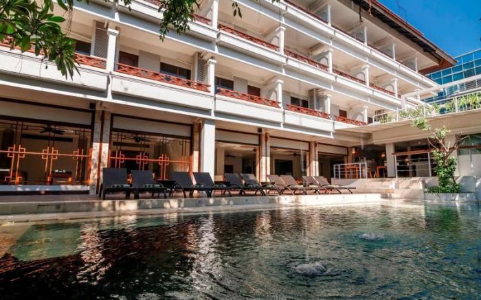 Maharani Beach Hotel