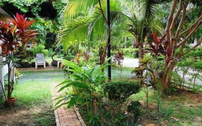 Samui Natien Village