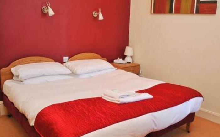 Royal Mackintosh Hotel