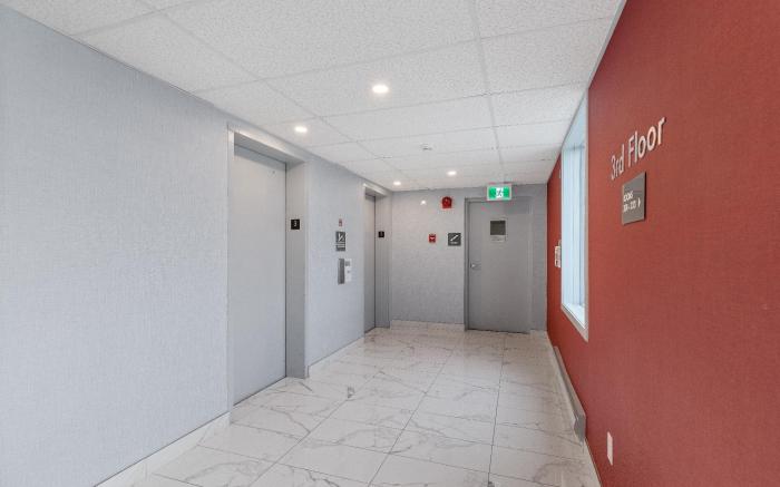 Emerald Hotel and Suites