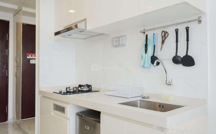 Homey Studio at Sky House BSD By Travelio
