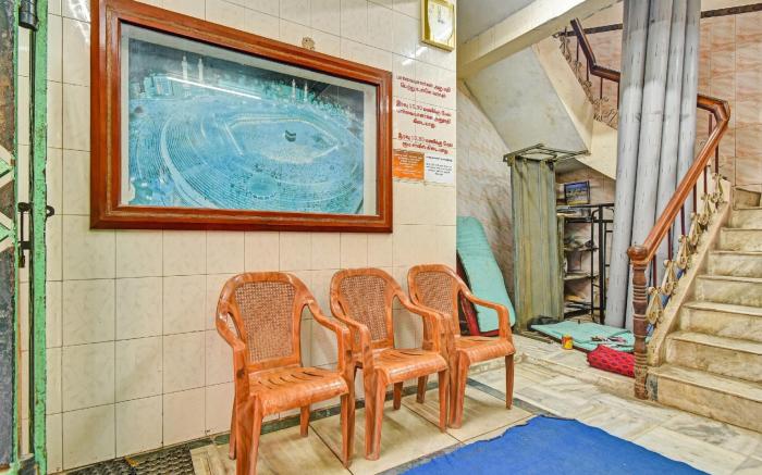 Hotel O Dream Palace Guest House Near Marina Beach