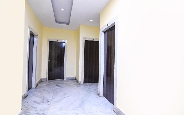 FabHotel Saltlake Palace - Nr. Anandlok Hospital