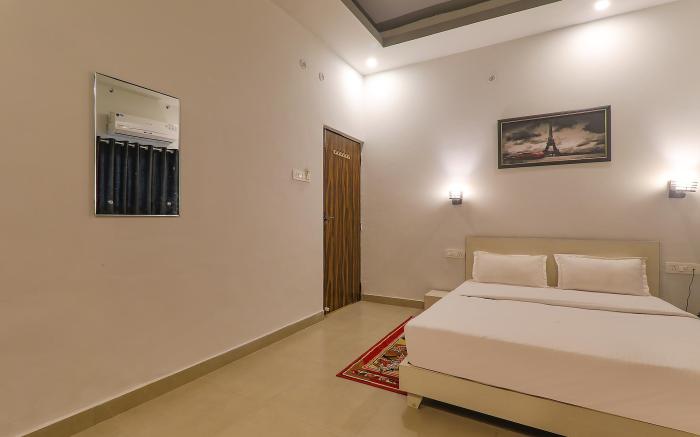FabHotel SR Inn