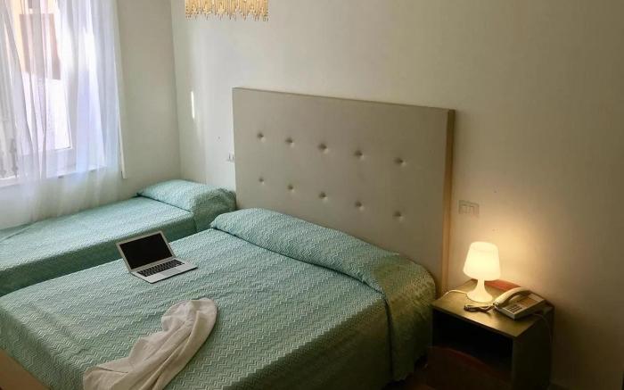Hotel 38 AIRA
