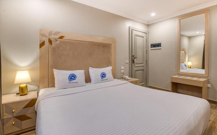 Mamlouk Pyramids Hotel