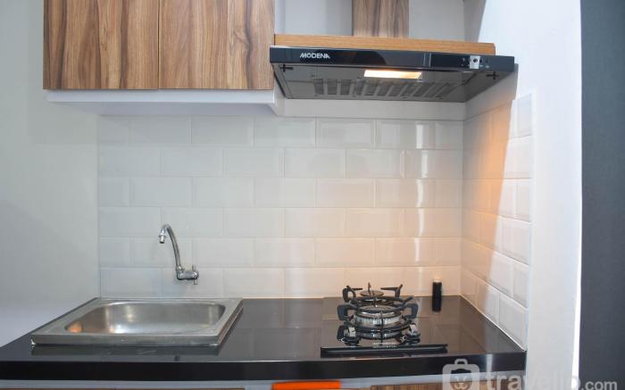 Elegant & Comfy Studio at Bassura City By Travelio
