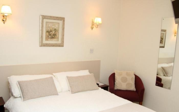 Tankerville Arms Hotel