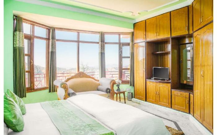 Goroomgo Shimla Nature Ville