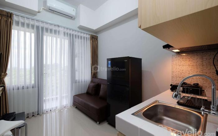 Elegant and Comfort 2BR Royal Heights By Travelio