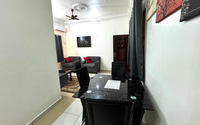 ONE BEDROOM FLAT+WIFI+24HRs LIT @UTAKO next 2 WUSE