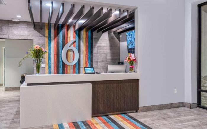 Studio 6  Suites Stockton, CA – Waterfront