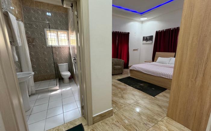 ONE BEDROOM FLAT @UTAKO+WIFI+ 24HRs AC & GEN