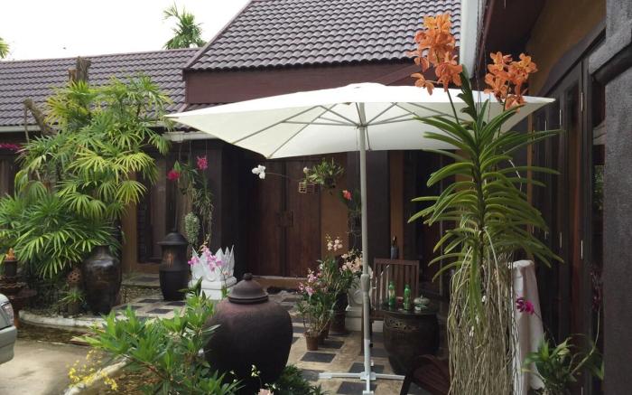 Lanna Chapel Residence