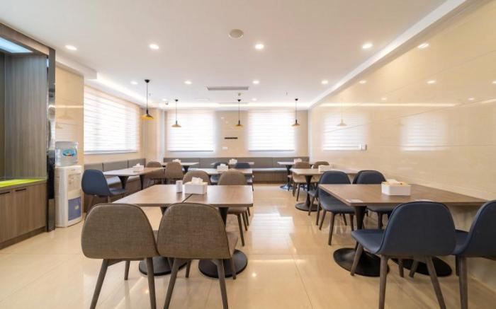 Geli Hotel Shanghai Pudong New District Disney Boulevard Xiupu Road