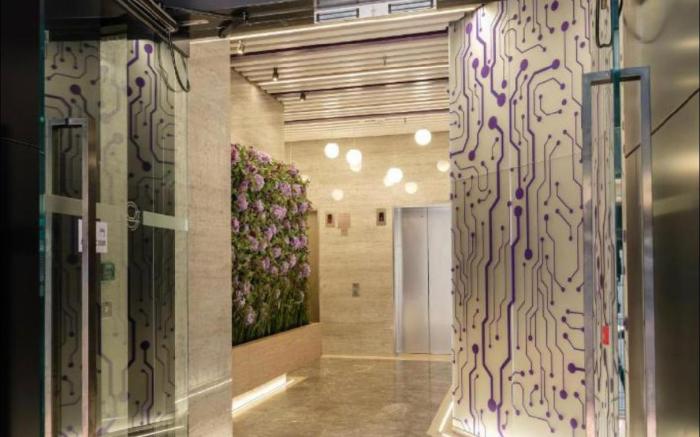 Hotel Purple 