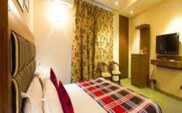 HOTEL RED BLU