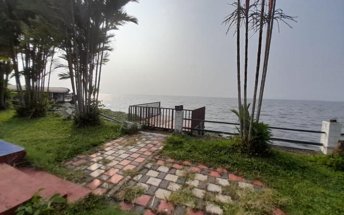 Goldfield Club & Lake Resort- Kumarakom