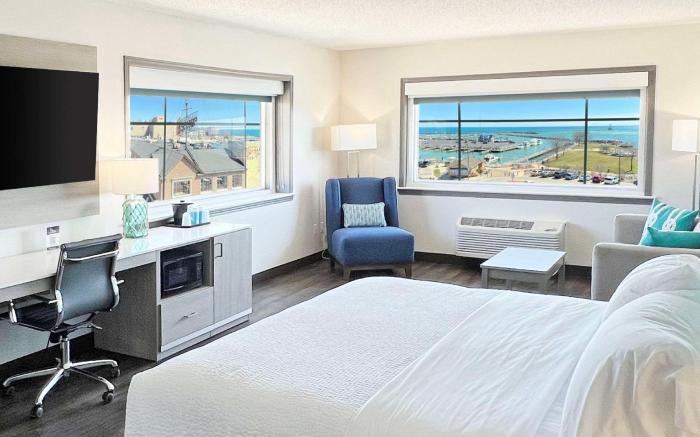 The Harborview, Ascend Hotel Collection
