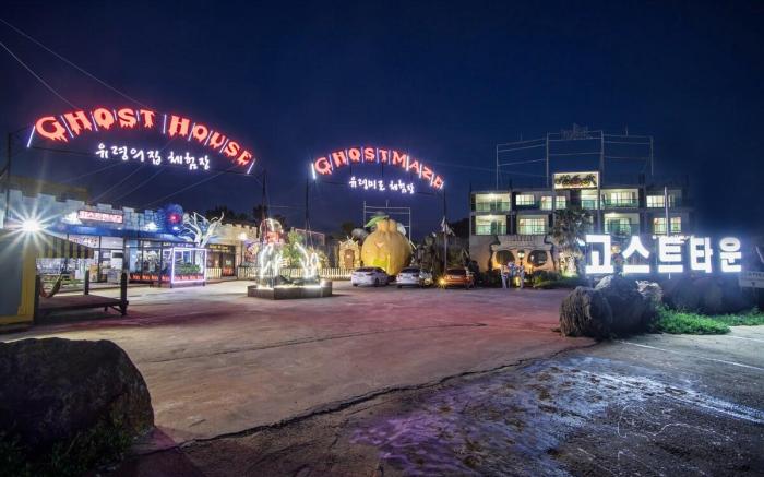 Ghosthouse Aewolhaean-ro Ocean View 16-pyeong Studio Type (1.5 Room) Resort Pension (Room 203)