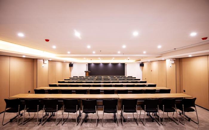 Starway Hotel Shangqiu Yucheng County Government