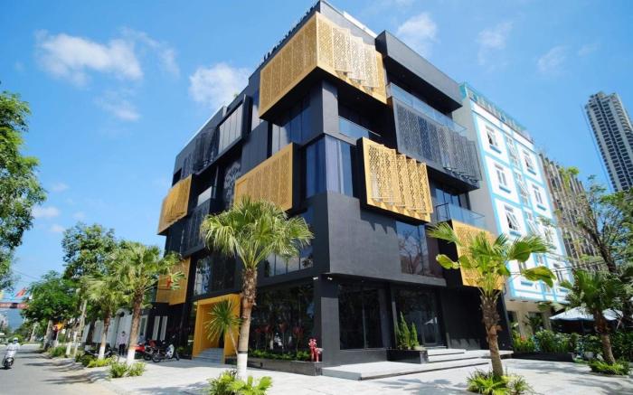 M92 Boutique Da Nang Beach Hotel