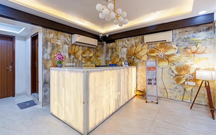 Aadat Hotel Near Subash Chowk Gurgaon