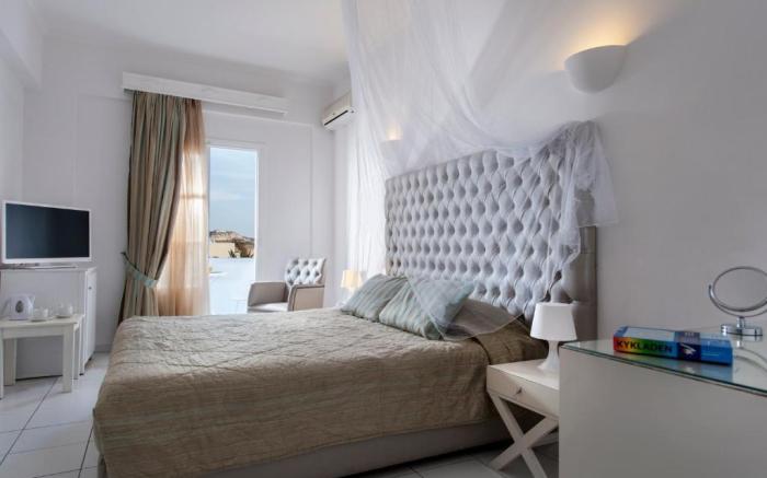 Daedalus Hotel