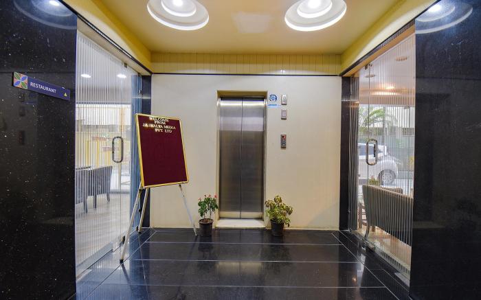 FabHotel SR Wakad - Nr. Mall of Millenium
