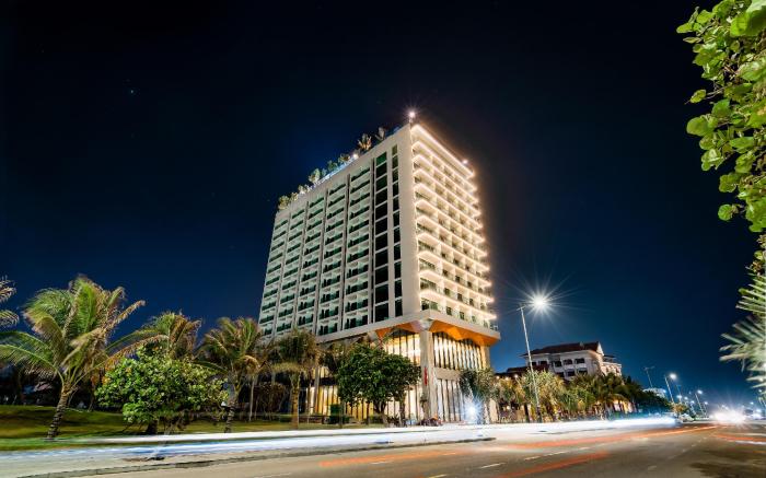 Sala Grand TuyHoa Hotel