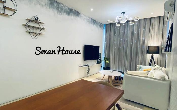 Premium Swanhouse no.SiX condo with 3 bedrooms