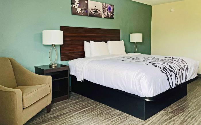 Sleep Inn & Suites
