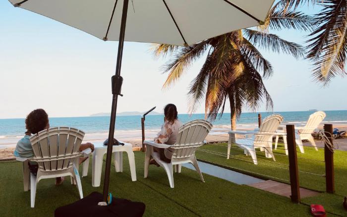 Sabaisabai Villa, Bangsaphan Noi Prachuabkhirikhan