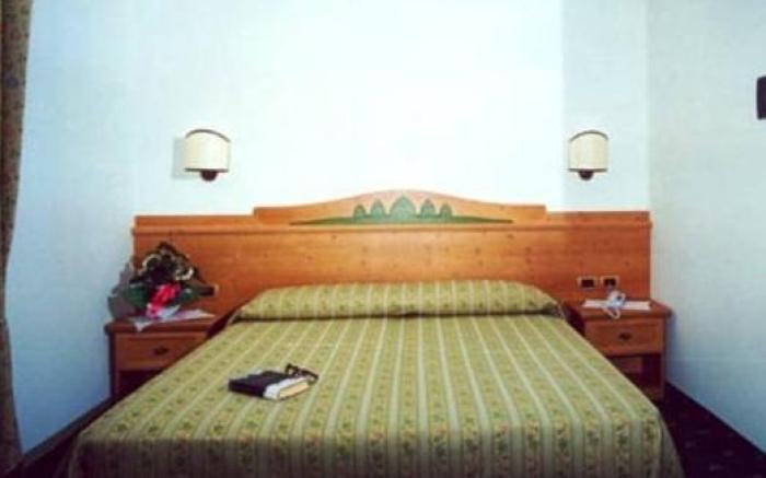 Hotel Ambassador