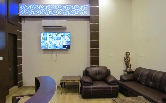 Hotel Divine inn