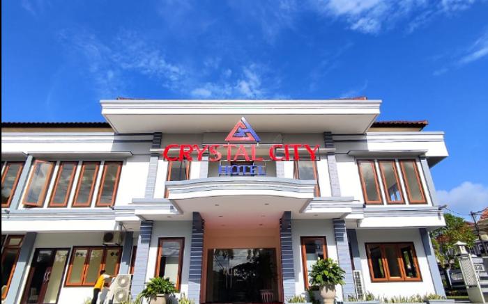 Crystal City Hotel