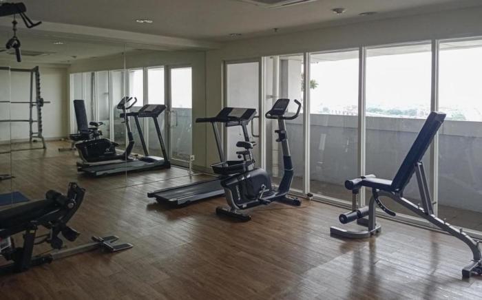 RedLiving Apartemen Grand Kamala Lagoon Pekayon Tower Barclay North