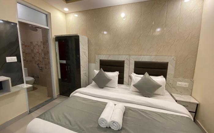 Hotel Kaanha Residency
