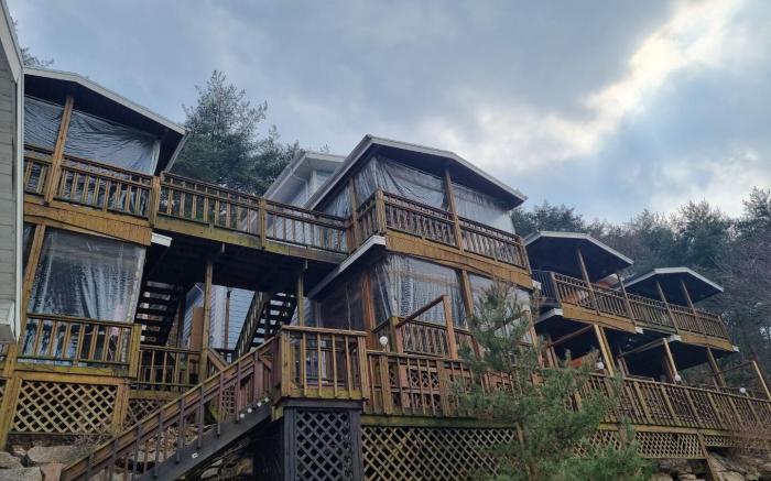 Goesan Joryeong Pension
