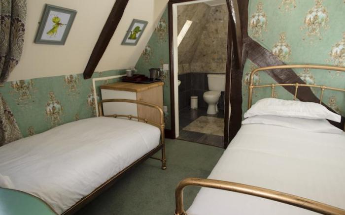 The Sun Hotel