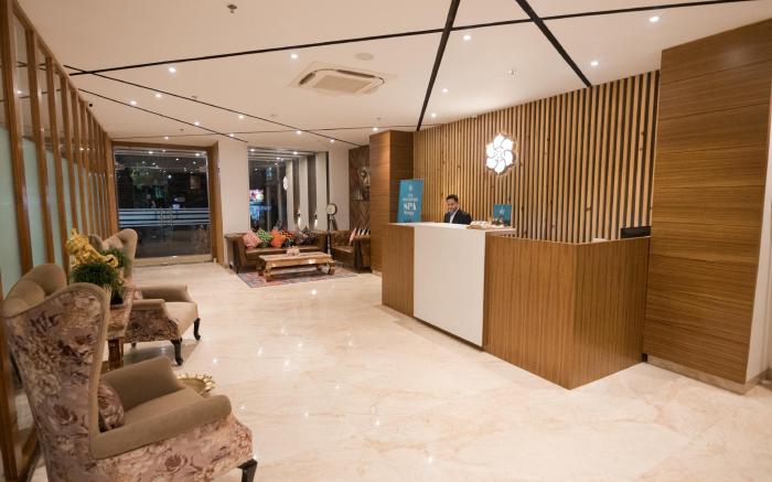 HOLYWATER Hotel By Ganga Kinare