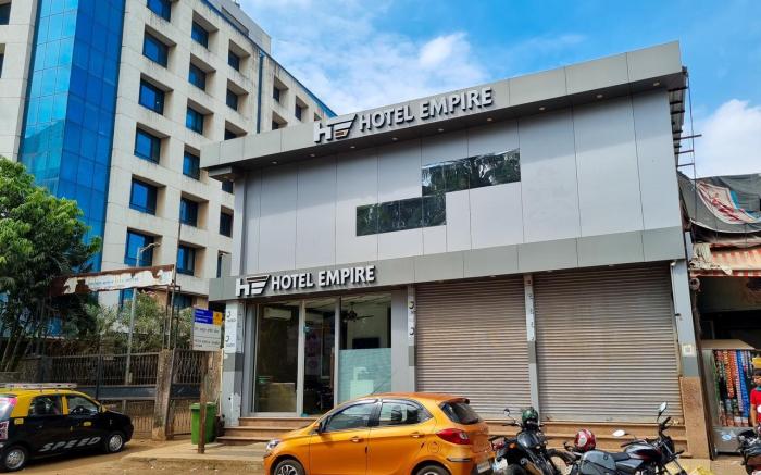 Hotel Empire - Near International Airport