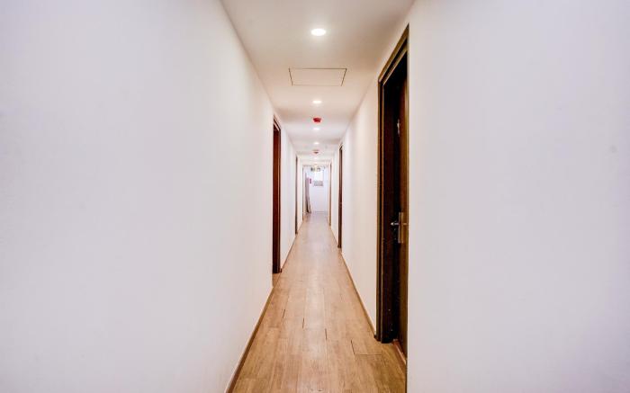 Super Townhouse Khar The Unicontinental