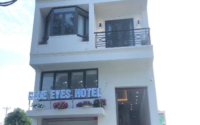BLUE EYES HOTEL