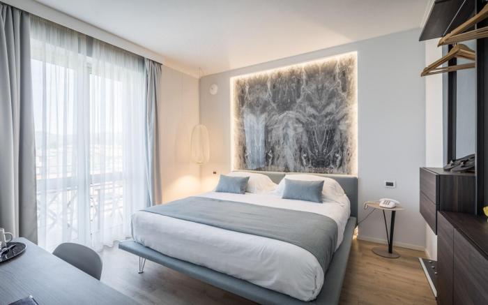 HOTEL LUNA