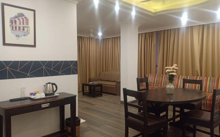 Candolim Suites