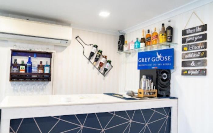 Candolim Suites